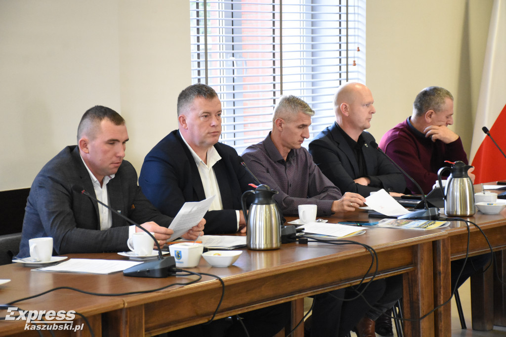 Burzliwa sesja w Sierakowiach