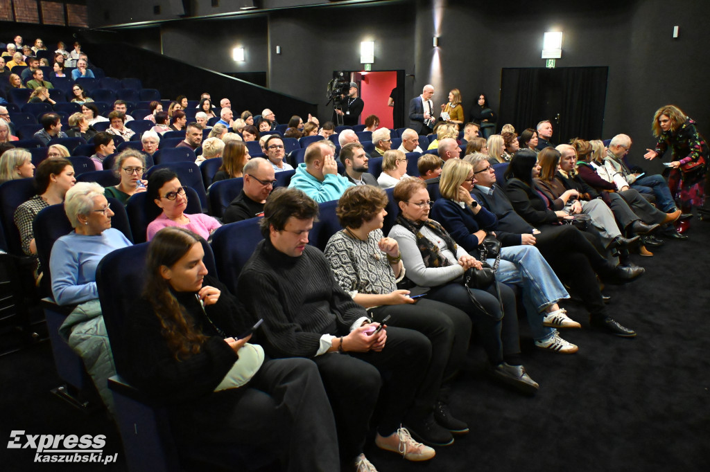 Spektakl Welwetka. Jak znikają Kaszuby