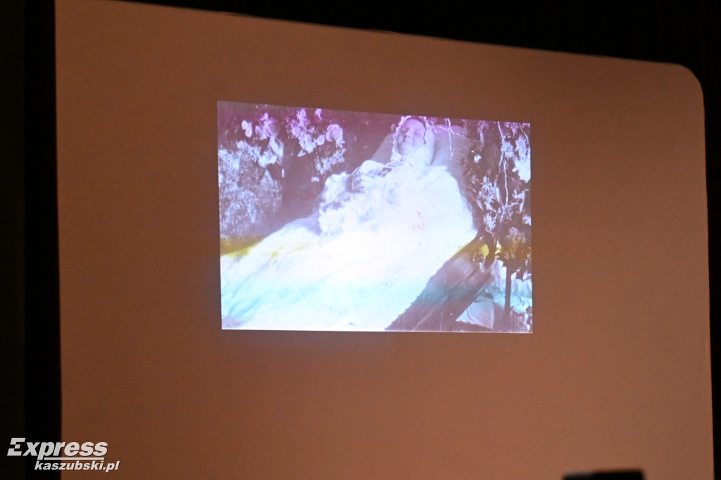 Spektakl Welwetka. Jak znikają Kaszuby