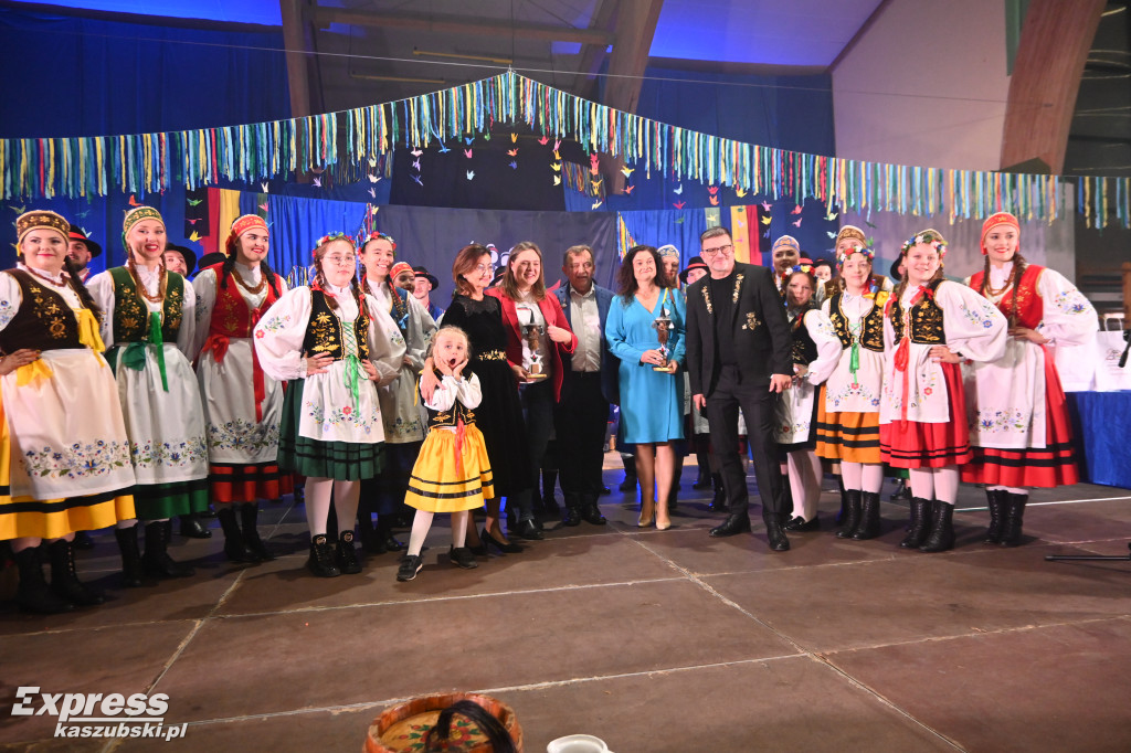 Jubileusz 20-lecia Zespołu Pieśni i Tańca Przodkowianie