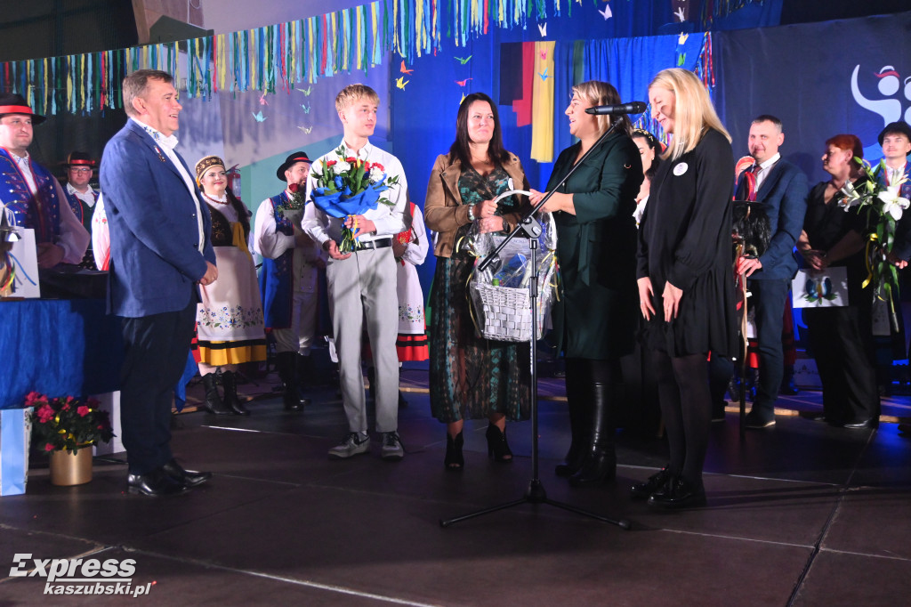 Jubileusz 20-lecia Zespołu Pieśni i Tańca Przodkowianie