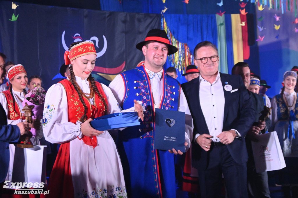 Jubileusz 20-lecia Zespołu Pieśni i Tańca Przodkowianie