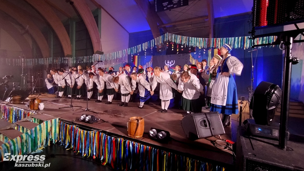 Jubileusz 20-lecia Zespołu Pieśni i Tańca Przodkowianie