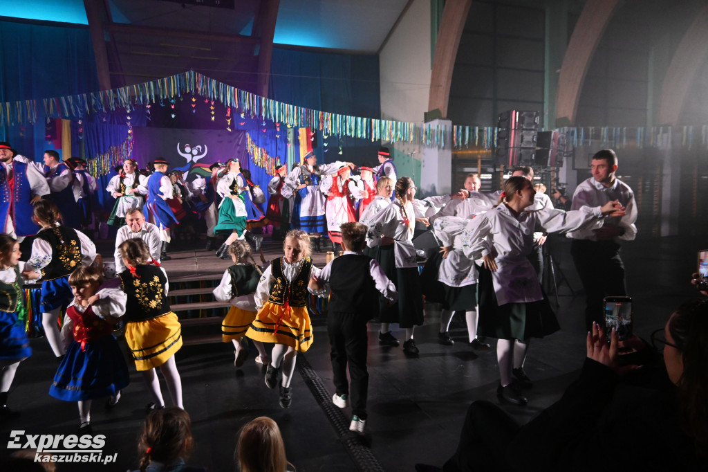 Jubileusz 20-lecia Zespołu Pieśni i Tańca Przodkowianie
