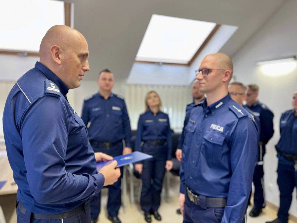 Uroczystość w komisariacie w Żukowie