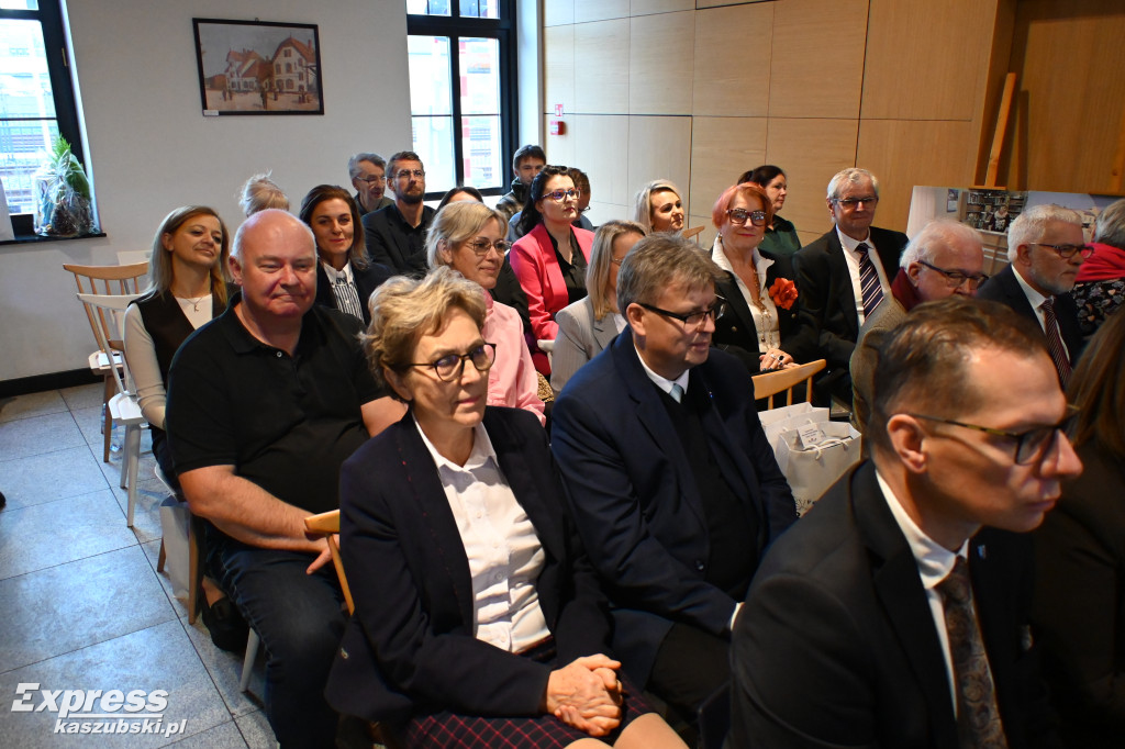 80-lecie kartuskiej biblioteki