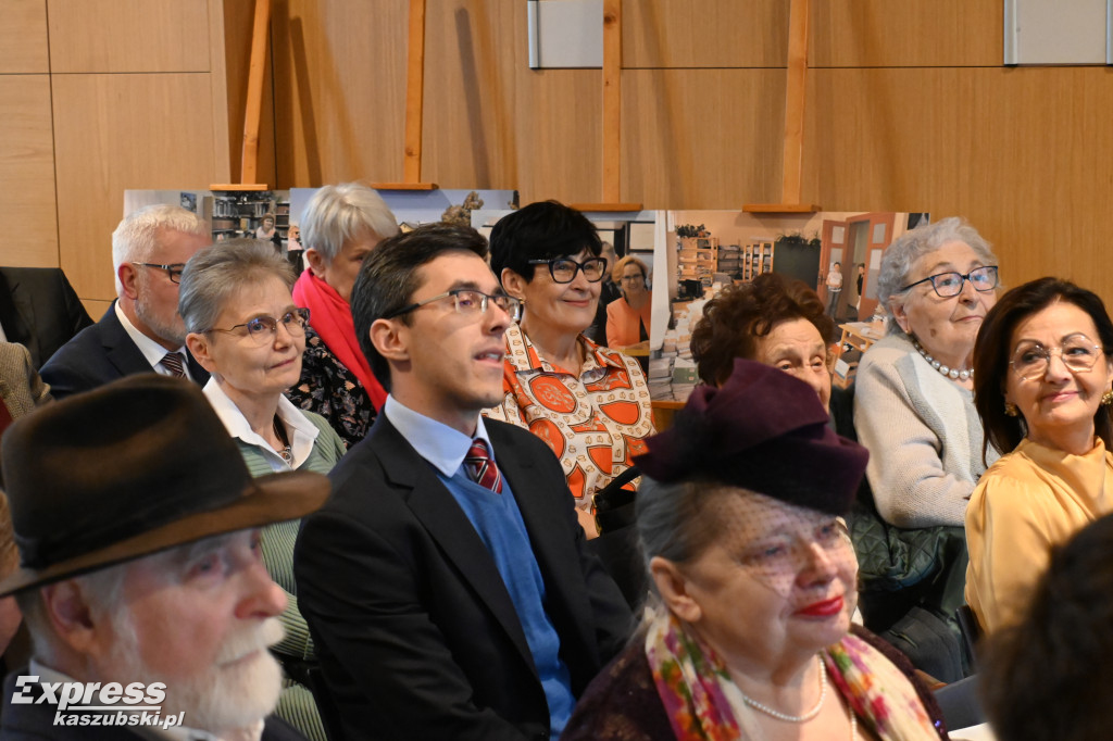 80-lecie kartuskiej biblioteki