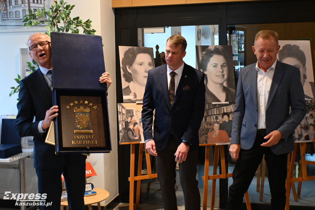 80-lecie kartuskiej biblioteki