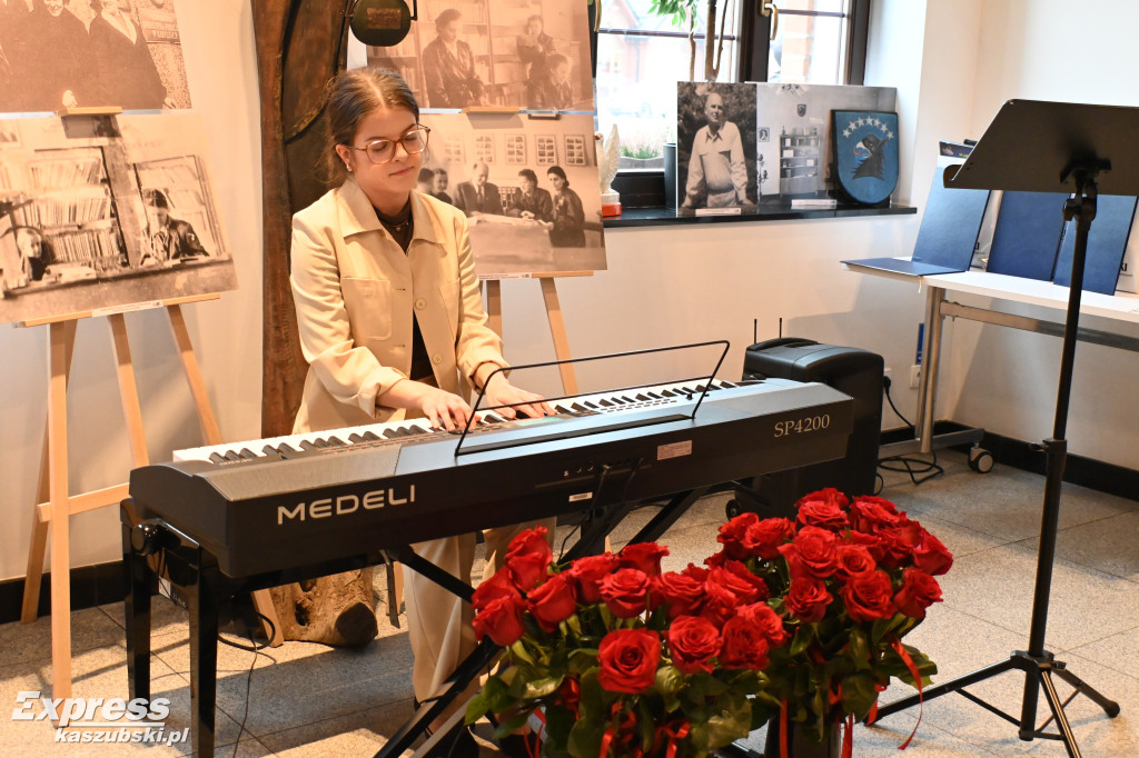 80-lecie kartuskiej biblioteki