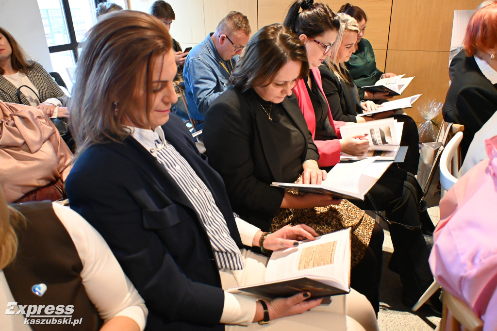 80-lecie kartuskiej biblioteki