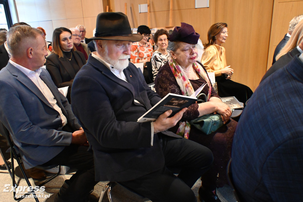 80-lecie kartuskiej biblioteki