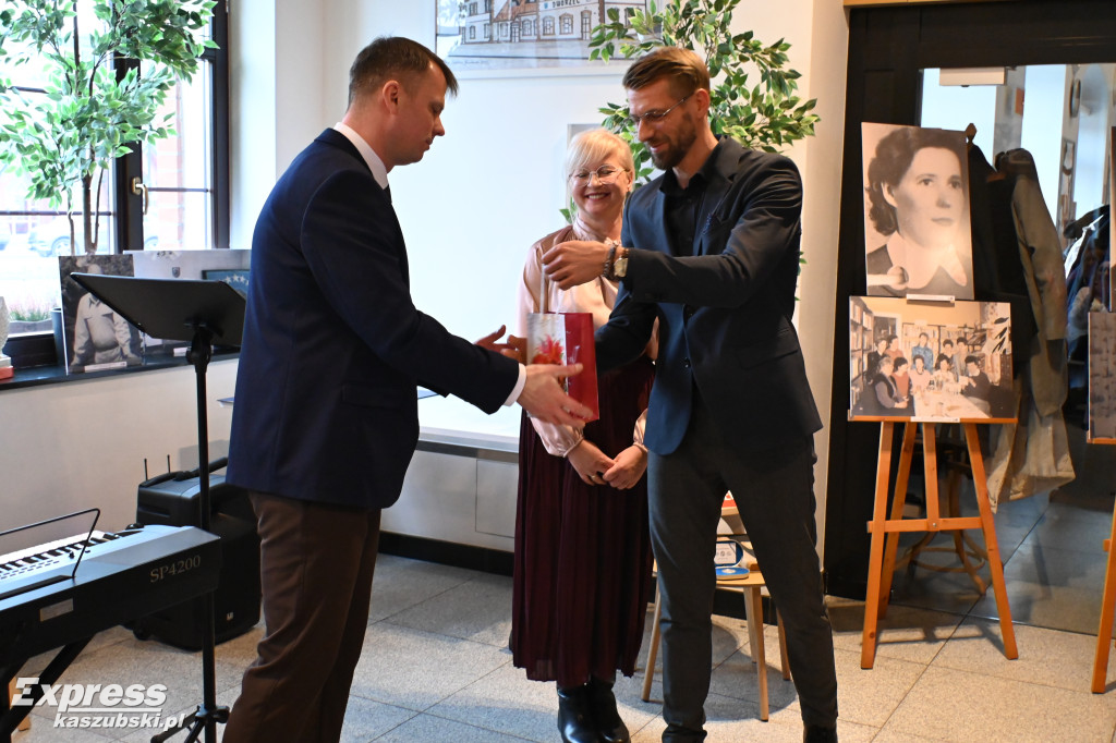 80-lecie kartuskiej biblioteki