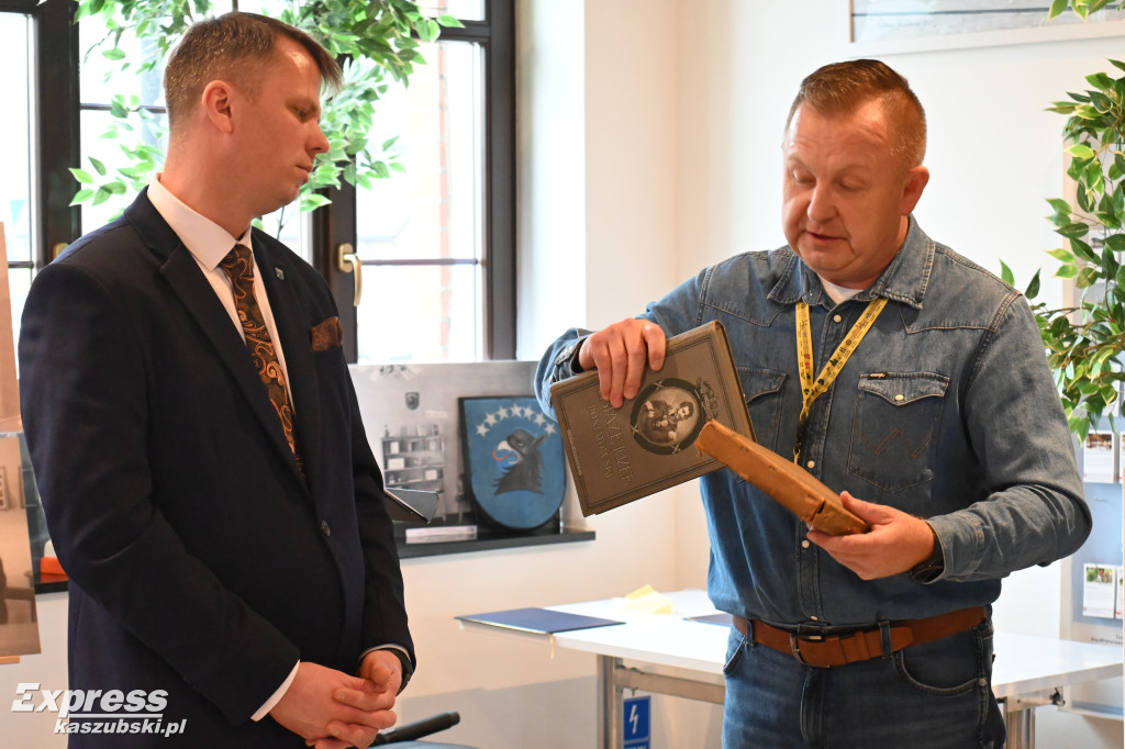 80-lecie kartuskiej biblioteki