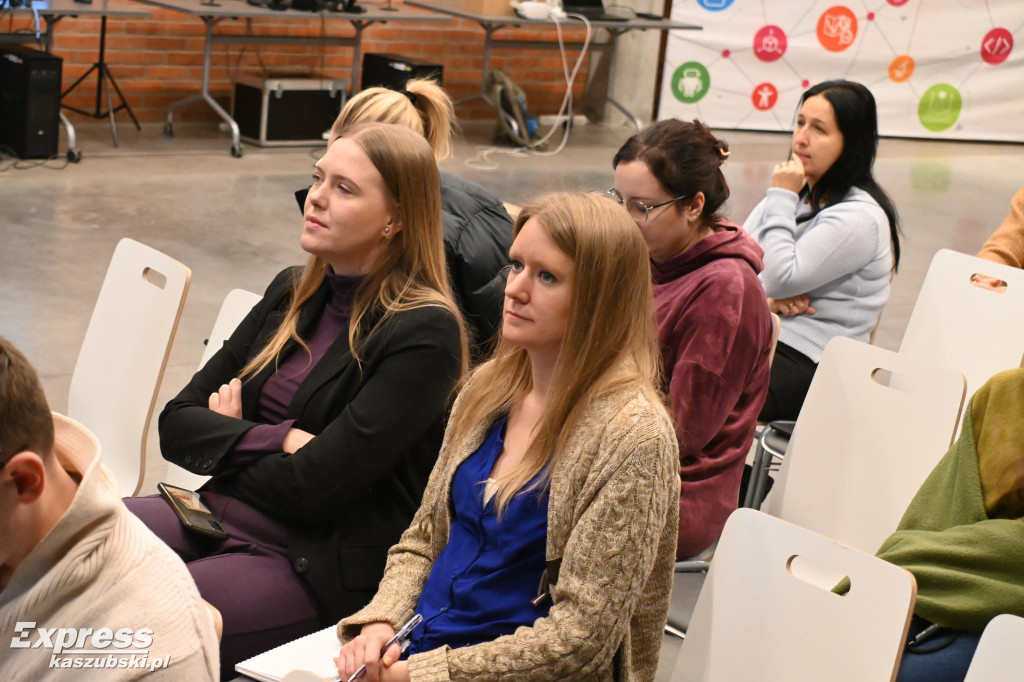 Seminarium Zaprogramowani na kulturę - cyfrowe działania z młodzieżą