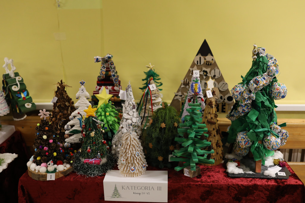 Konkurs na ozdobę świąteczną w Łyśniewie