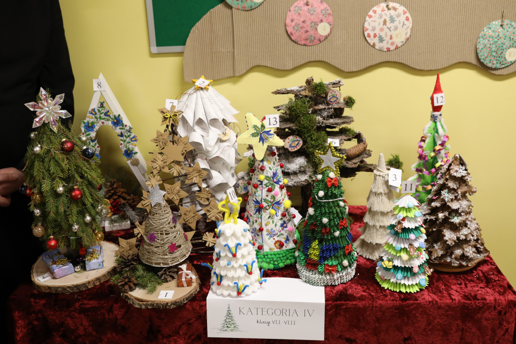 Konkurs na ozdobę świąteczną w Łyśniewie