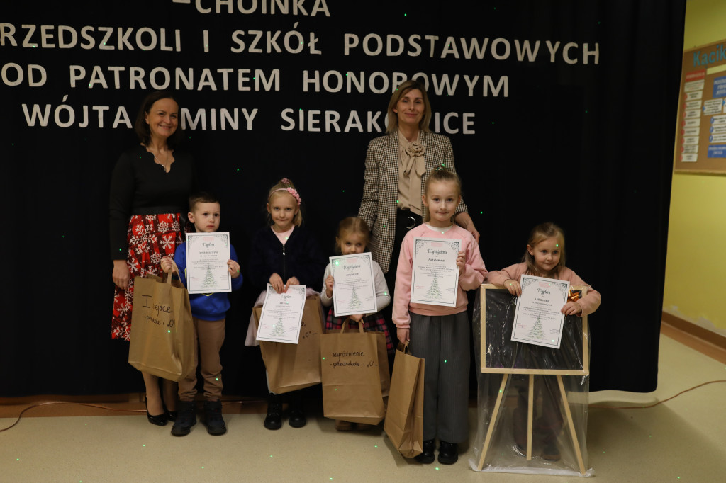 Konkurs na ozdobę świąteczną w Łyśniewie