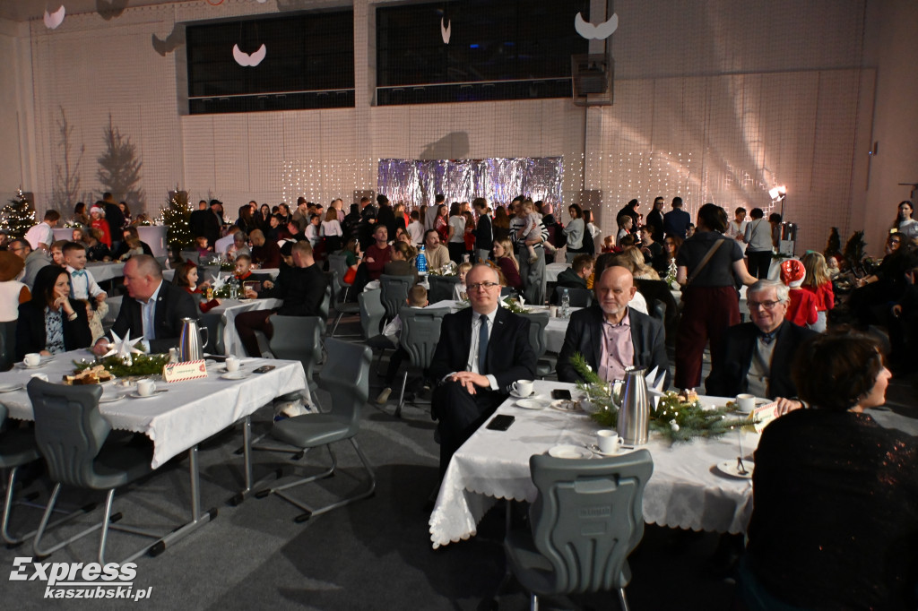 Koncert Dzieci Dzieciom w SP nr 2