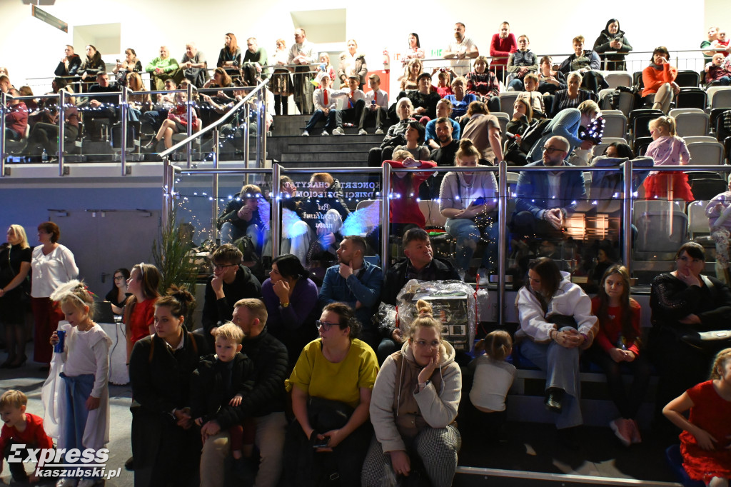 Koncert Dzieci Dzieciom w SP nr 2