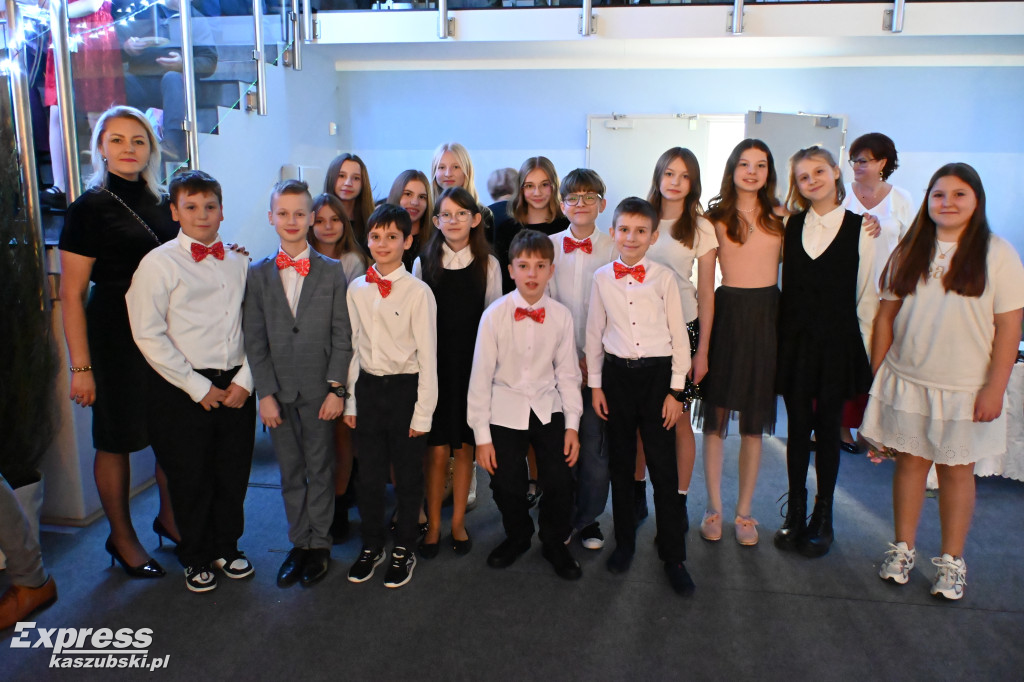 Koncert Dzieci Dzieciom w SP nr 2