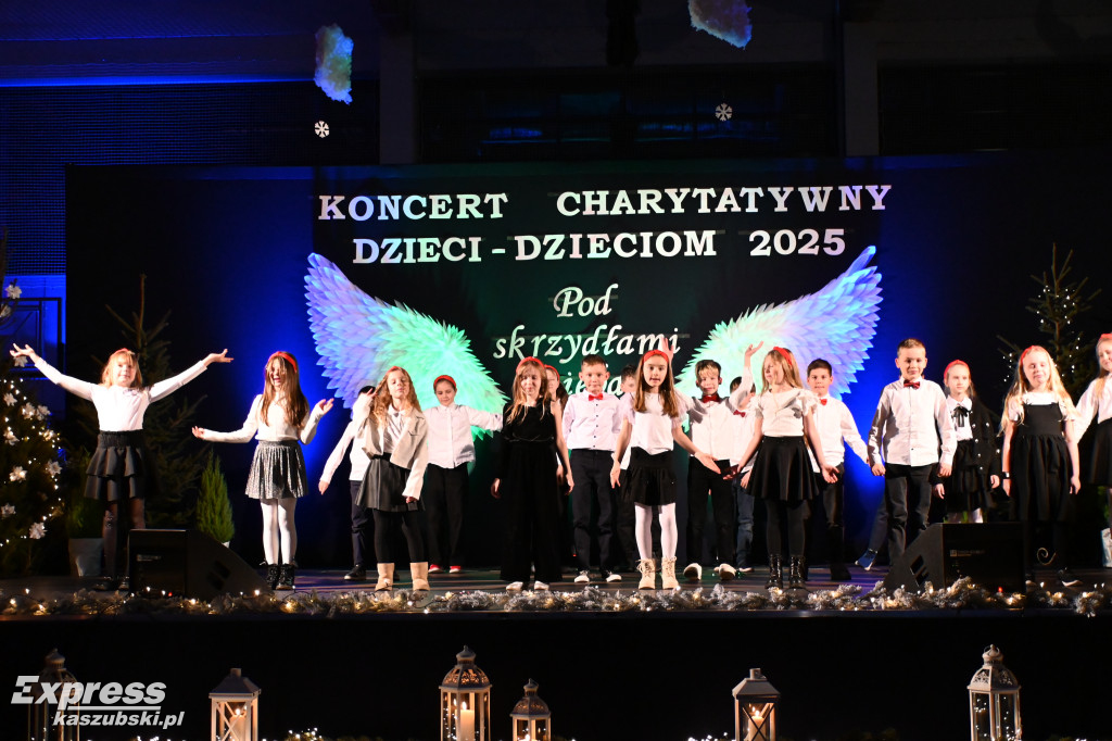 Koncert Dzieci Dzieciom w SP nr 2
