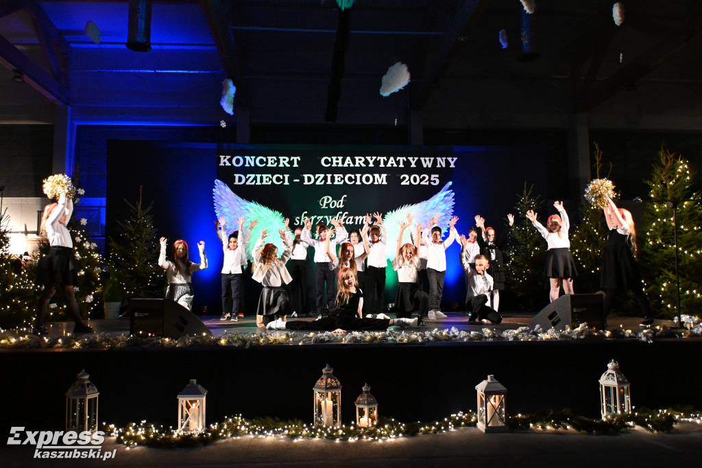 Koncert Dzieci Dzieciom w SP nr 2