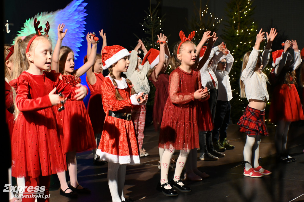 Koncert Dzieci Dzieciom w SP nr 2