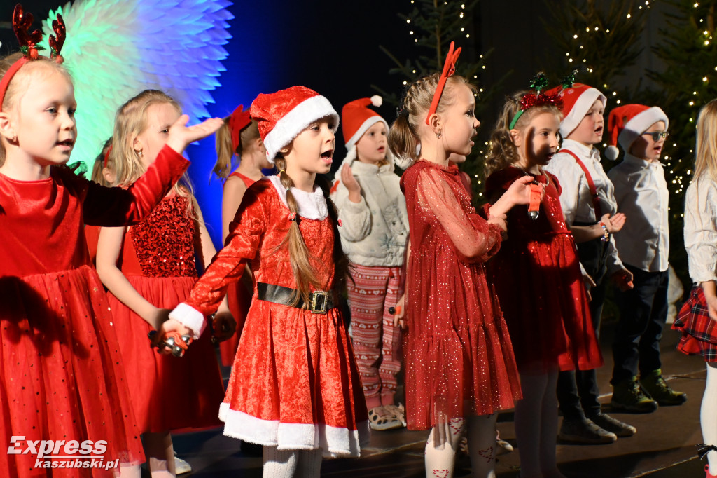 Koncert Dzieci Dzieciom w SP nr 2