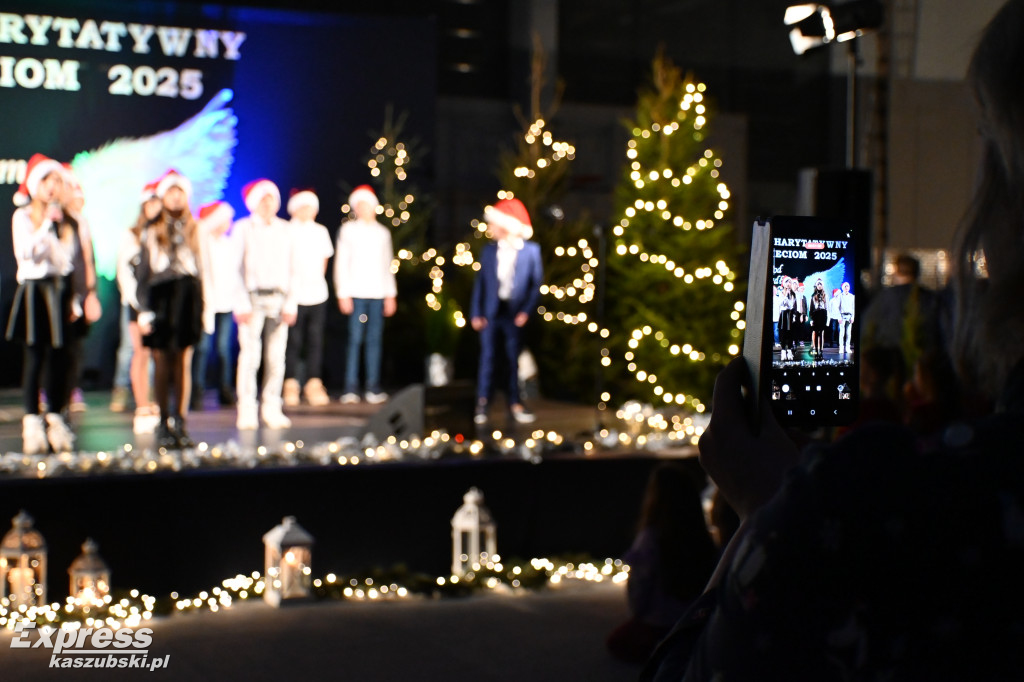 Koncert Dzieci Dzieciom w SP nr 2