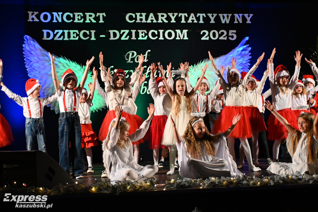 Koncert Dzieci Dzieciom w SP nr 2