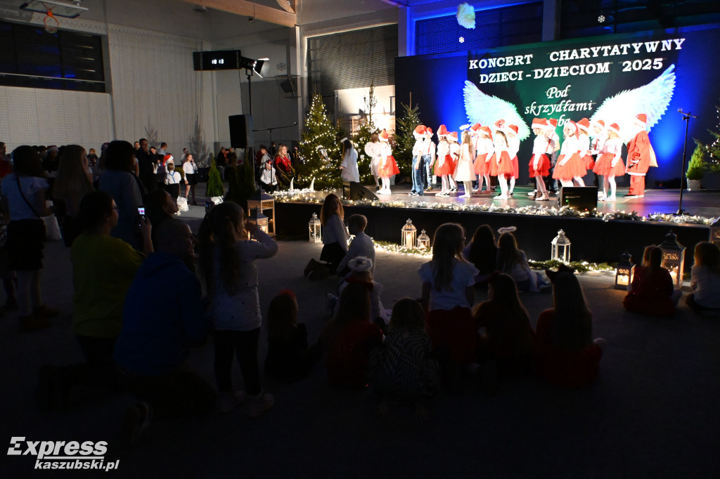 Koncert Dzieci Dzieciom w SP nr 2