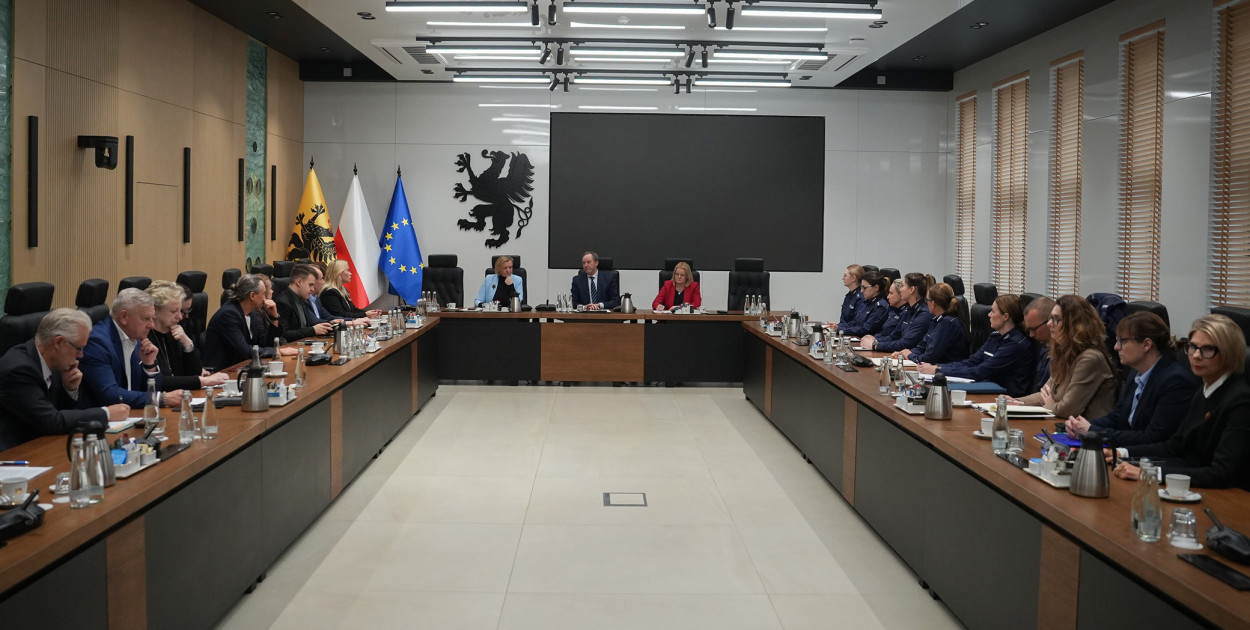 Posiedzenie zespołu roboczego ds. wsparcia młodzieży