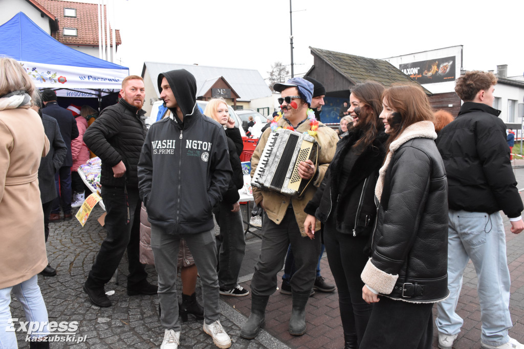Jarmark Bożonarodzeniowy i Przegląd Gwiazdek