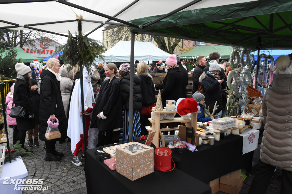 Jarmark Bożonarodzeniowy i Przegląd Gwiazdek