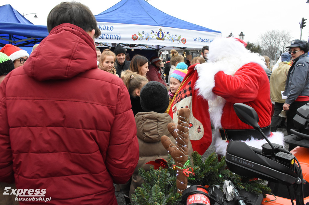 Jarmark Bożonarodzeniowy i Przegląd Gwiazdek