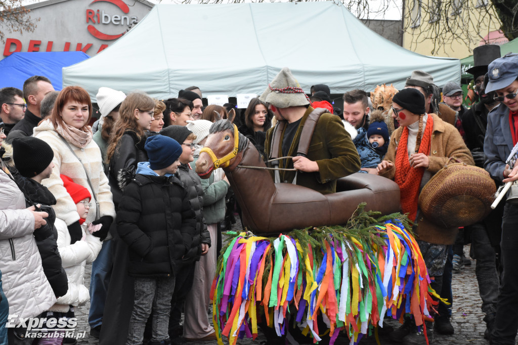 Jarmark Bożonarodzeniowy i Przegląd Gwiazdek