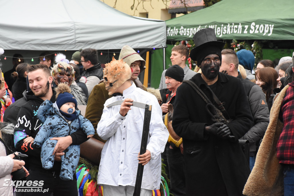 Jarmark Bożonarodzeniowy i Przegląd Gwiazdek