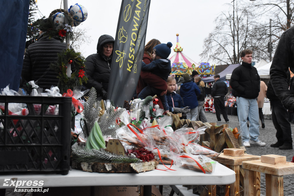 Jarmark Bożonarodzeniowy i Przegląd Gwiazdek