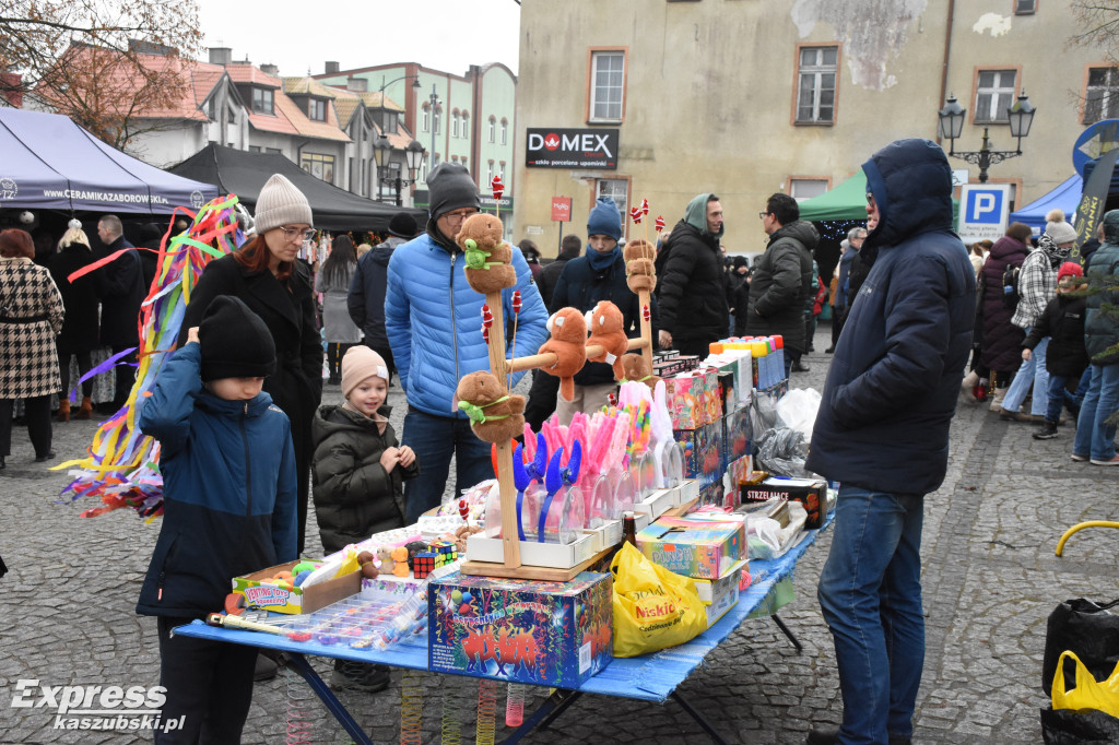 Jarmark Bożonarodzeniowy i Przegląd Gwiazdek