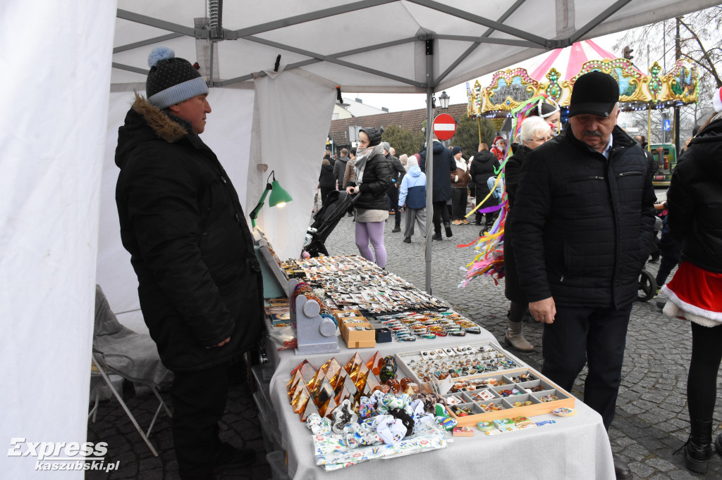 Jarmark Bożonarodzeniowy i Przegląd Gwiazdek