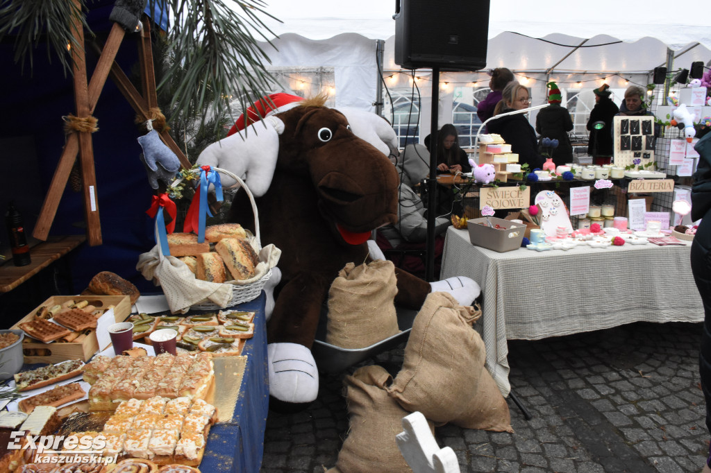 Jarmark Bożonarodzeniowy i Przegląd Gwiazdek