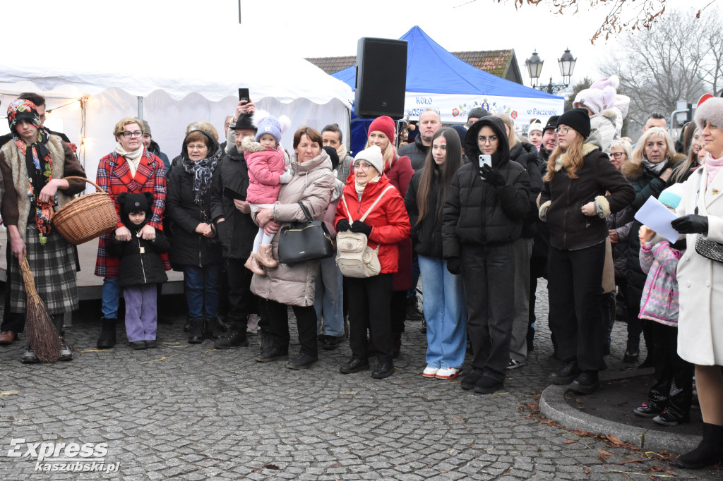 Jarmark Bożonarodzeniowy i Przegląd Gwiazdek