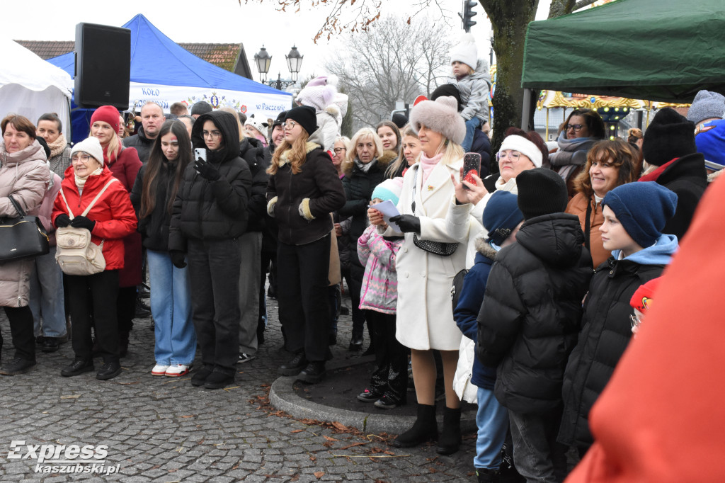 Jarmark Bożonarodzeniowy i Przegląd Gwiazdek