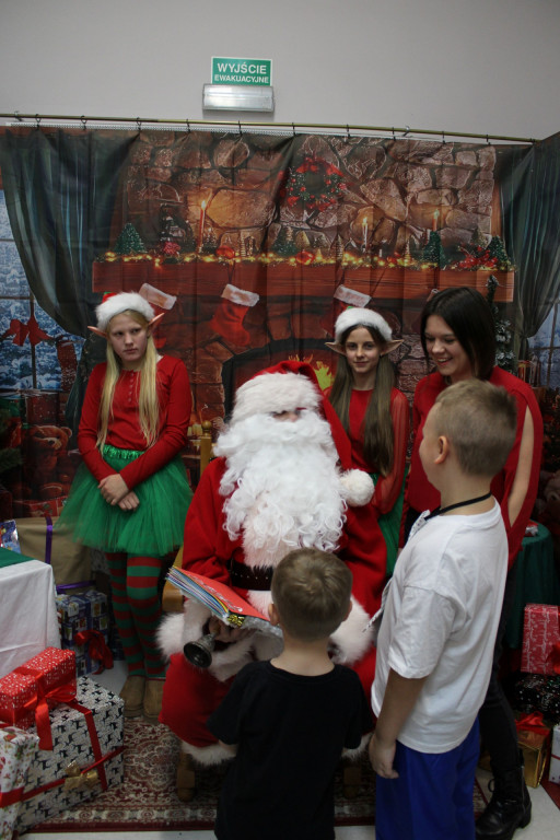 Świąteczny koncert \