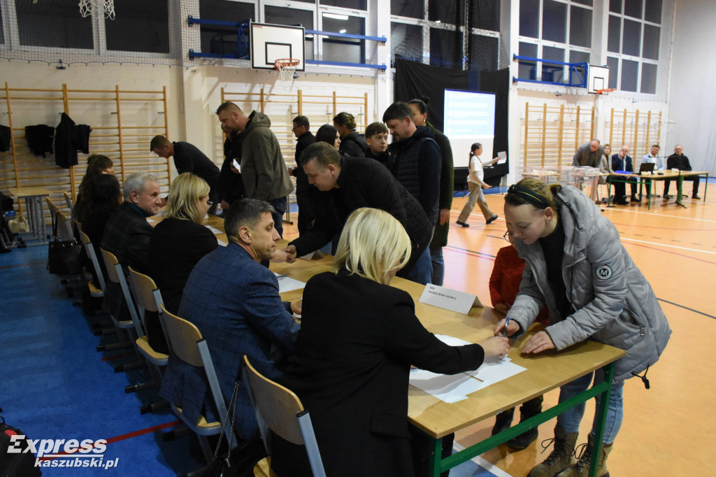 Pierwsze konsultacje społeczne ws. praw miejskich dla Sierakowic