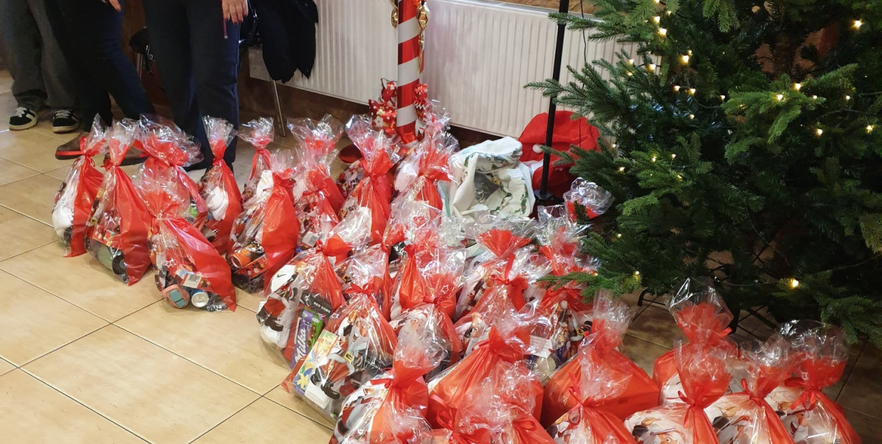 Świąteczna akcja Rady Seniorów i Młodzieżowej Rady Pow. Kartuskiego