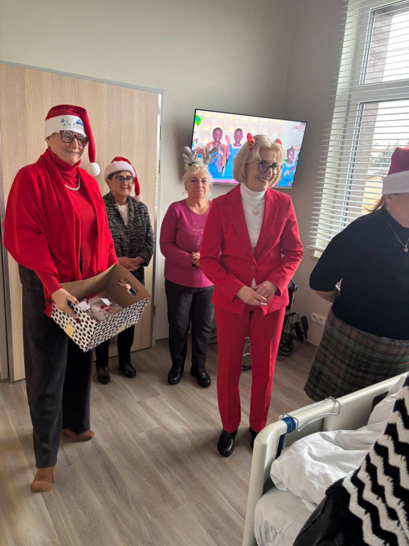 Świąteczna akcja Rady Seniorów i Młodzieżowej Rady Pow. Kartuskiego