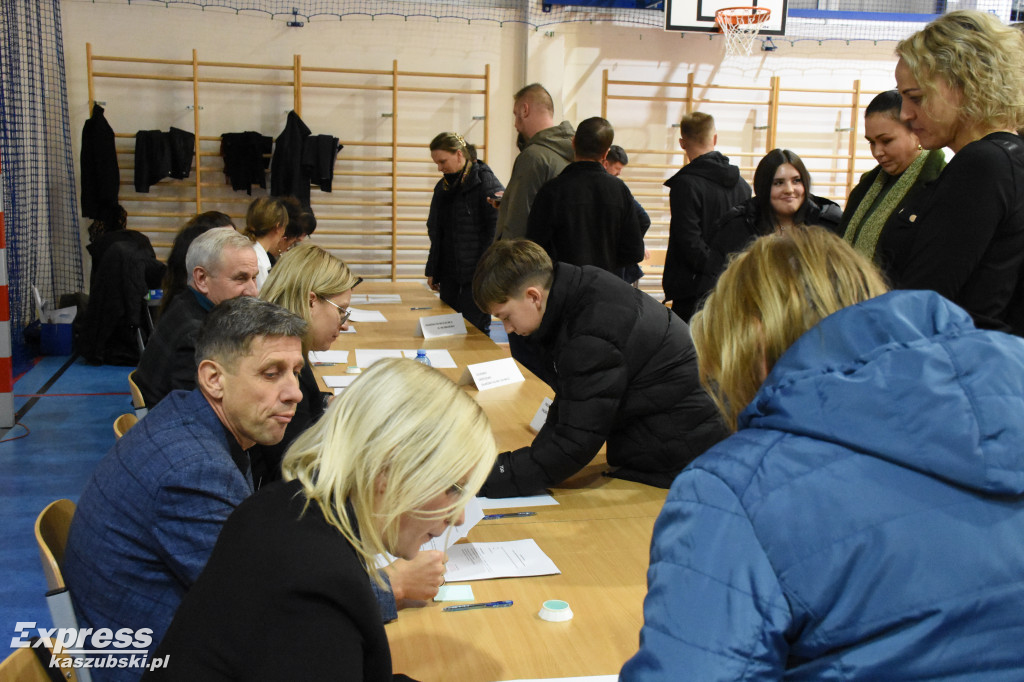 Pierwsze konsultacje społeczne ws. praw miejskich dla Sierakowic