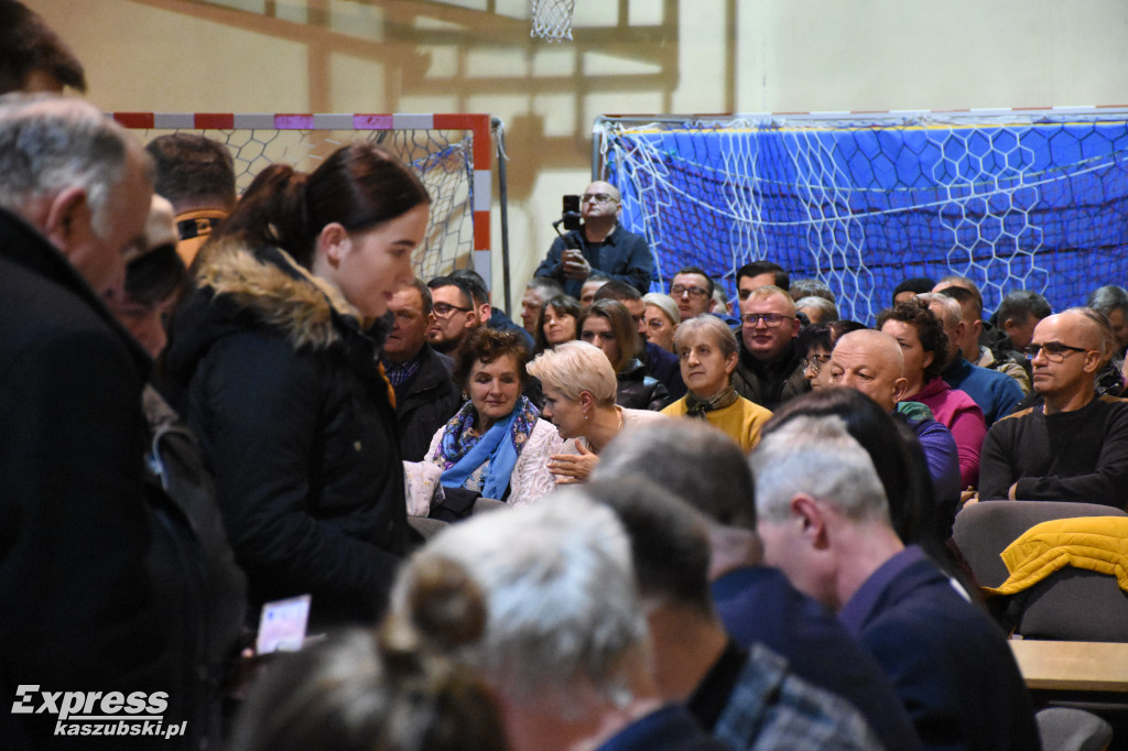 Konsultacje społeczne w Gowidlinie