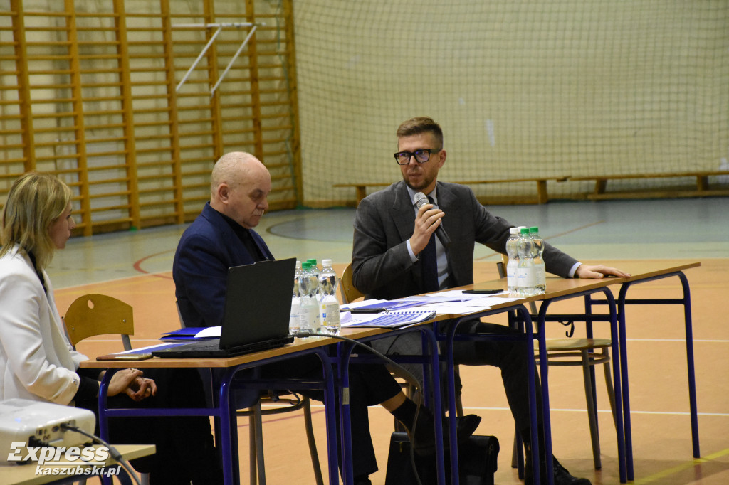 Konsultacje społeczne w Sierakowicach